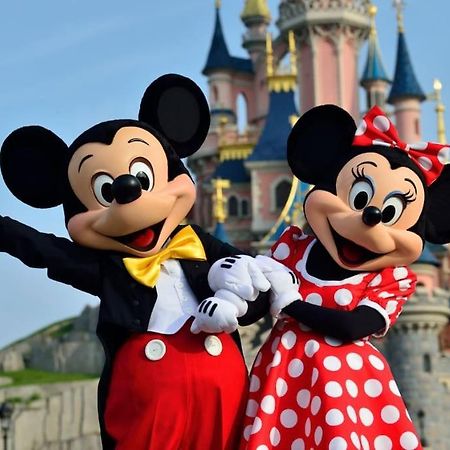 L'Olivier Centre Ville Parking Disneyland 4 Personnes Et 1 Bebe 바이유 로망빌리에 외부 사진